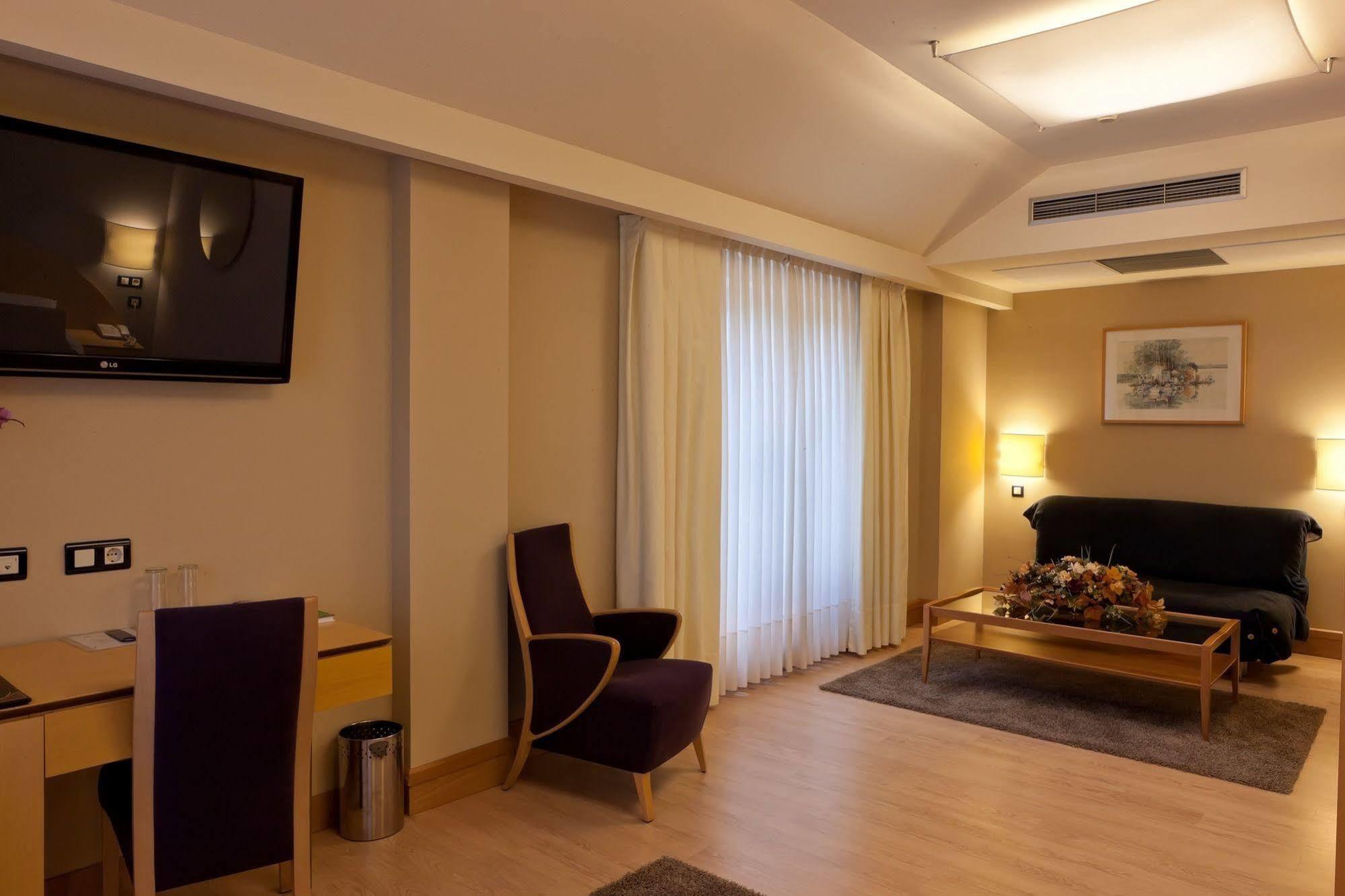 Aretxarte Hotel 3*